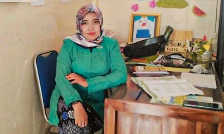 Profil Guru Wanita di Sidoarjo: Meniti Karir untuk Memajukan Generasi Penerus Indonesia