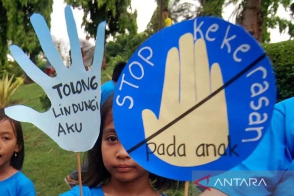 Belasan pelajar SMKN 56 Jakarta menjalani visum saat mengalami kasus pelecehan