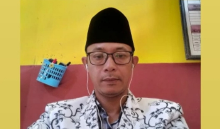 Guru di Bondowoso Sebut Kubu H.Teguh Abal-Abal, Humas PGRI: Lebih Baik Kita Tetap Senyumin Saja