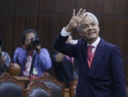 Prabowo Usulkan Kepala Daerah Dipilih DPRD: Tanggapan Ganjar