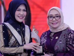 Program Mlijo Cinta Ketua PKK Jember: Penghargaan Nasional