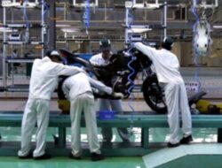 Penjualan Sejarah: Honda Jual Setengah Miliar Sepeda Motor