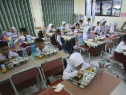 Prabowo Program MBG Insiden Tanpa Lagi, Istana Fokus Perbaiki