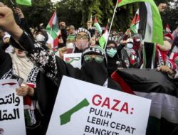 Pentingnya Memperkuat Solidaritas Dunia Islam