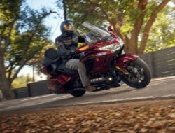 Honda Gold Wing Rp1,1 Miliar: Keistimewaan dan Keunggulannya