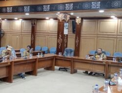 Ketegangan antara Kades dan Bupati-DPRD Sidoarjo Membahayakan Pembangunan Desa