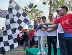 Peserta Jalan Sehat Gresik Antusias, DPR RI Dorong UMKM Melek Teknologi Bank