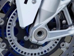 Cara Kerja ABS di Sepeda Motor: Perbedaannya dengan ABS Mobil