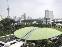 Rahasia Tunjangan Rumah DPR Rp50 Juta: Cara Dapat Alphard Sampai Porsche
