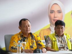 Menyimak Aspirasi Rakyat: Berhenti Flexing dan Dengarkan!